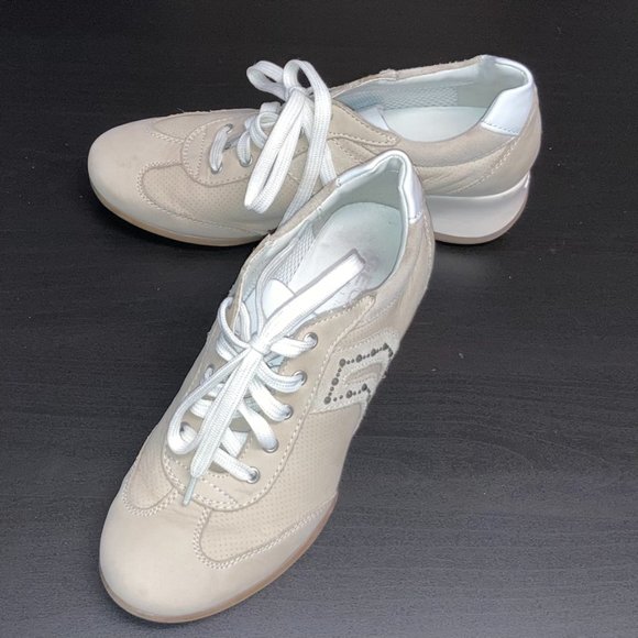 Geox Respira Suede Beige Sneakers Size 36 - Picture 3 of 11